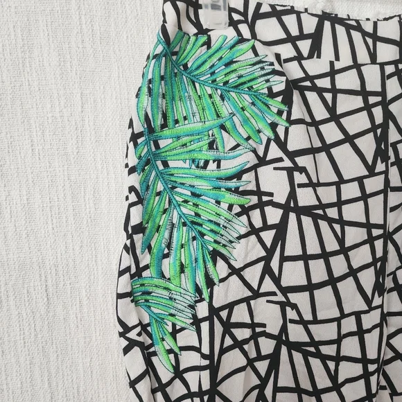 Lulumari Tropical Embroidered Track Pants - Picture 2 of 7